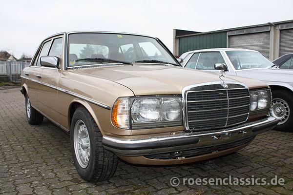 Mercedes-Benz W123 V8-500E – Front